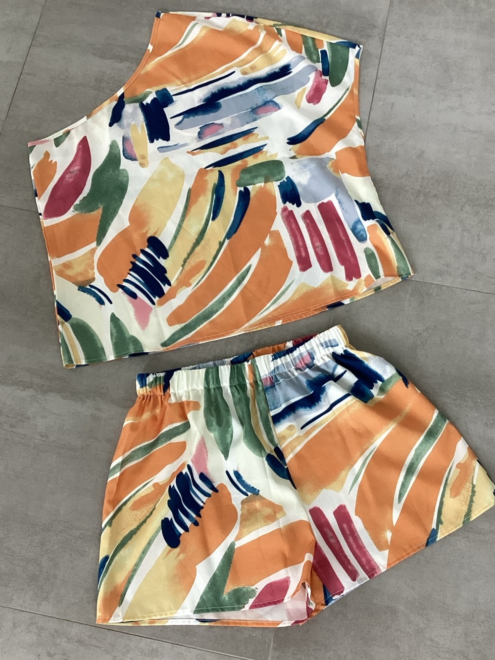 SHEIN Abstract Two-Piece Set in Orange & Green Size Small Like New